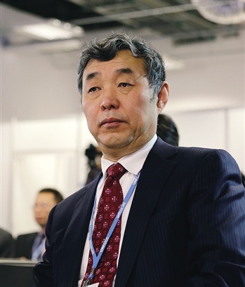 "国家应对气候变化战略研究和国际合作中心主任李俊峰对21世纪经济